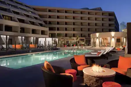 Hyatt - 10