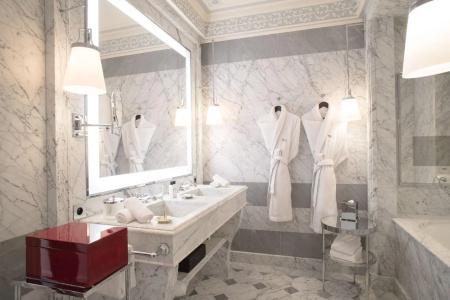 La Réserve Paris & Spa - 10