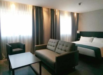 Hg City Suites Barcelona - 27