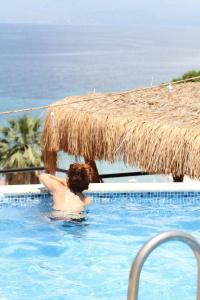 Rosy Suites - 10