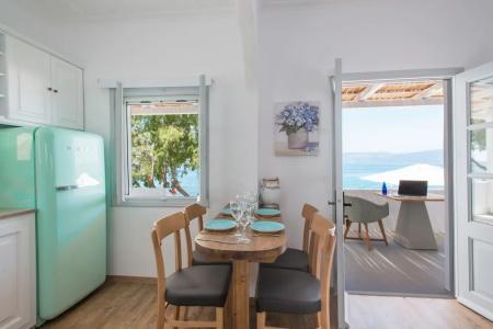 Four Seasons Hydra Luxury Suites - 71
