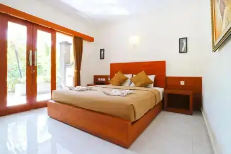 Gora Beach Inn - 3