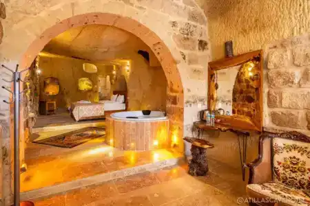 Atilla's Cave - 409