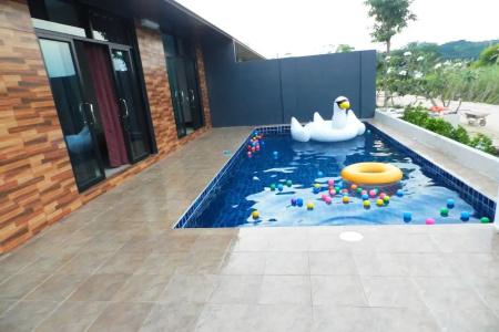 Cha-am Pool Station - 13
