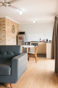 Quality Suites Banksia Gardens- Apartment - 135