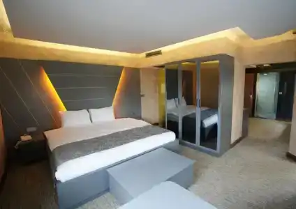 The Life & Spa - 58