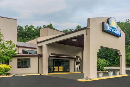 Days Inn by Wyndham Lookout Mountain West - 16