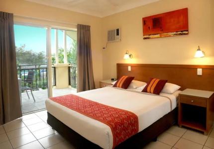 Bay Village Tropical Retreat & - 61