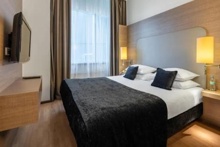 Ramada Encore Kyiv - 27