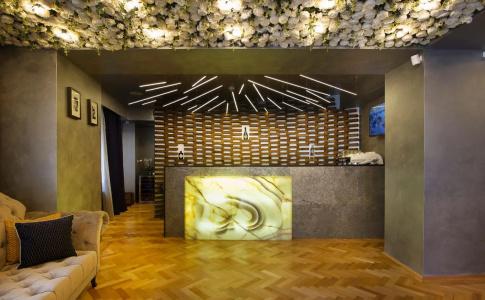 Venis Boutique - 10