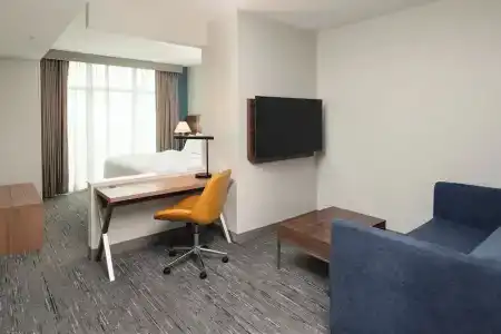 Cambria Miami Airport - Blue Lagoon - 72