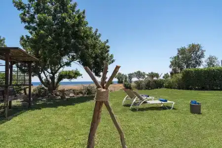 Eco Beach And Magic Garden - 171