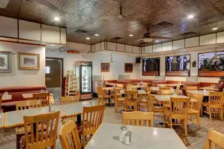 Longhorn Boulder Highway - 24