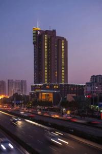 Renaissance Wuhan - 62