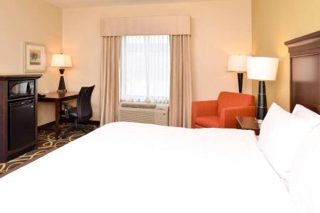Hampton Inn Midtown-Aksarben - 71