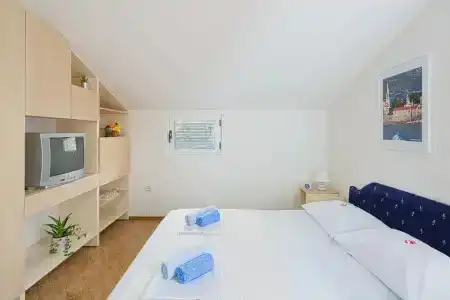 Budva Inn Guest House - 15