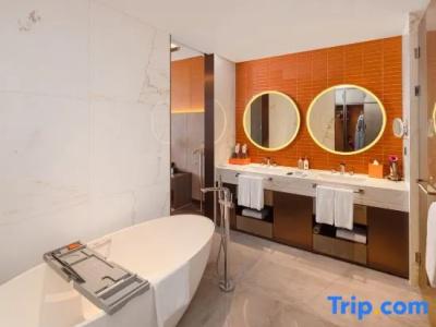 Crowne Plaza Qingdao Jinshui, An Ihg - 107