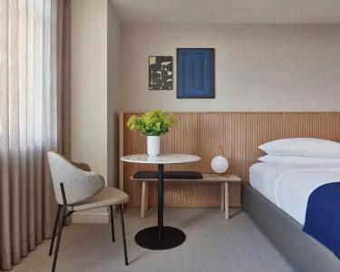 Kimpton Nine Zero, An Ihg - 55