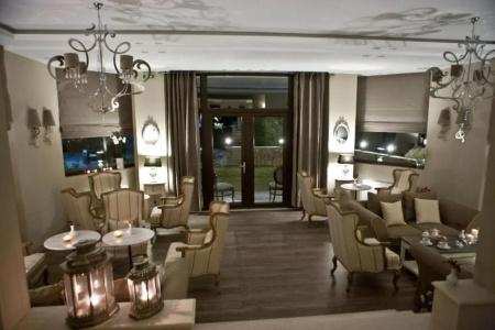 Melies Boutique - 11