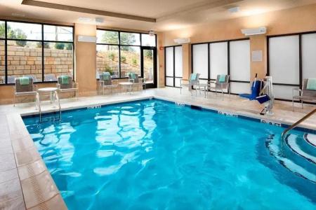 Courtyard by Marriott Charlotte Waverly - 11