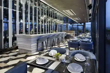 DoubleTree by Hilton Istanbul - Piyalepasa - 1