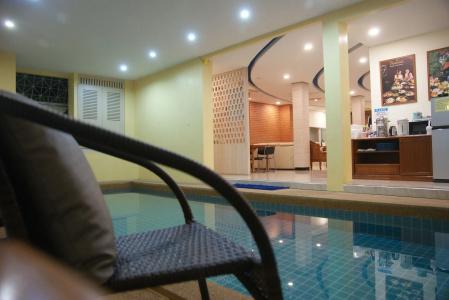 Happy Hostel - 1
