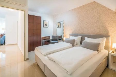 Best Western Plus Celebrity Suites - 46