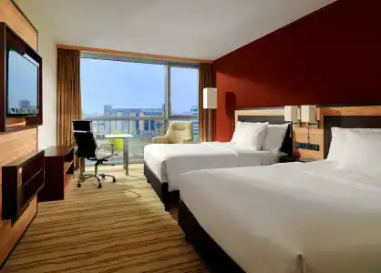 Courtyard by Marriott Duesseldorf Hafen - 2