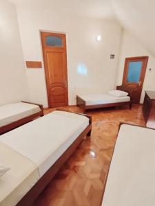 Batumi Sun Hostel - 31