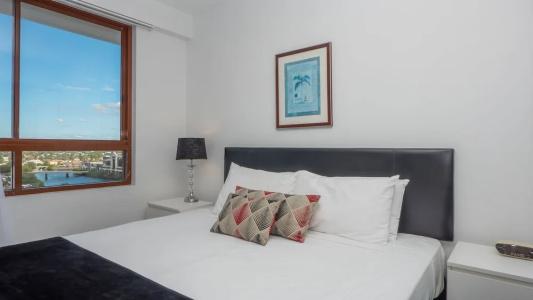 Broadbeach Savannah - 120
