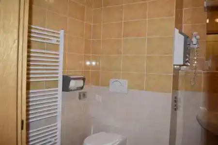 ApartSnjezna Kraljica - 54