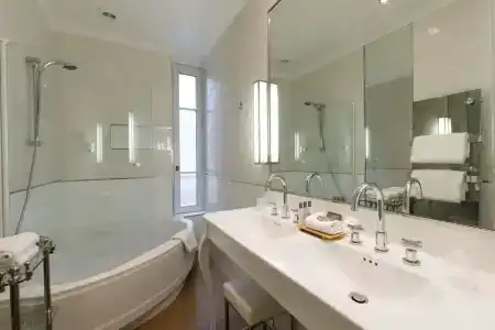 Best Western Premier Grand Monarque & Spa - 95