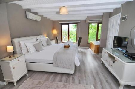 Beyaz Ev Agva - Adult only +15 - 125