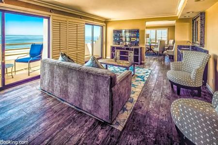 The Waterfront Beach Resort, A Hilton - 222