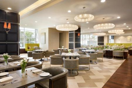 Embassy Suites Los Angeles - 25