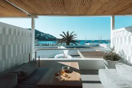 Mykonos Ammos - Small Luxurys of the World - 45