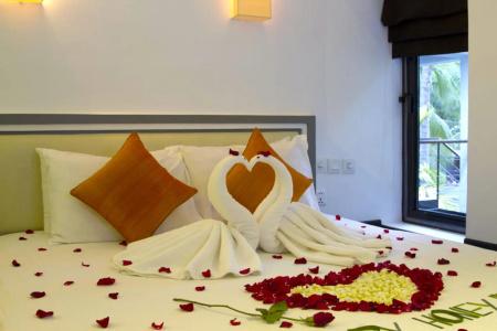Apsara Greenland Boutique - 2