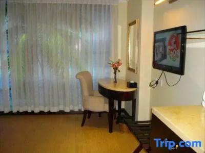 Lux Riverside & Apartment - 85