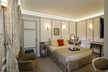 Hôtel Regina Louvre - 10