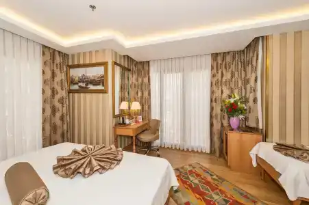 Aprilis Gold - 6