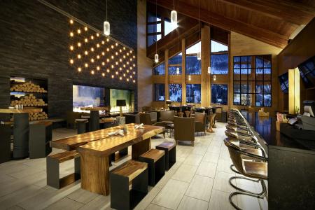 DoubleTree by Hilton - 35