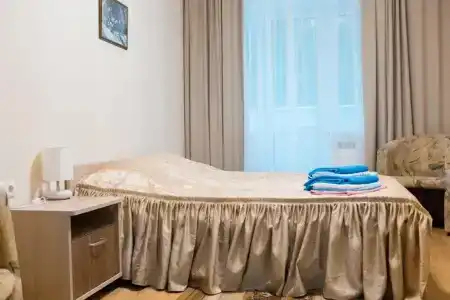 Восток - 2