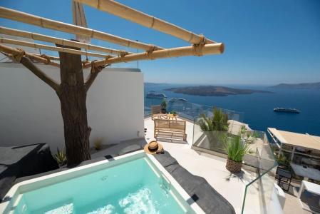 Daydream Luxury Suites - 16