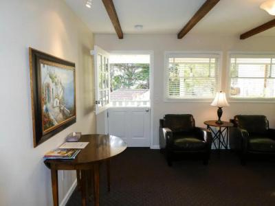 Briarwood Inn - 148