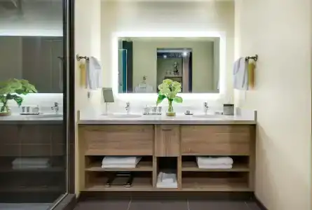Inn at 500 Capitol - 1