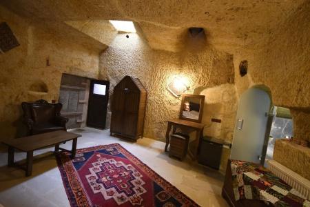 Seraphim Cave - 23