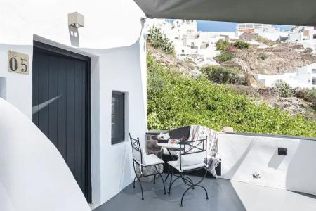 Pearl of Caldera Oia - Boutique by Pearl Collection - 263