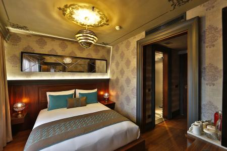 Sanat Boutique Pera - 27