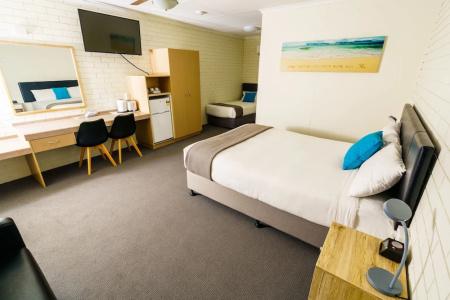 Comfort Inn on Main - 70