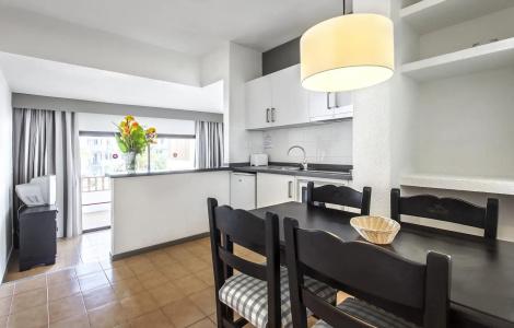 Apartamentos Hg Cristian Sur - 11